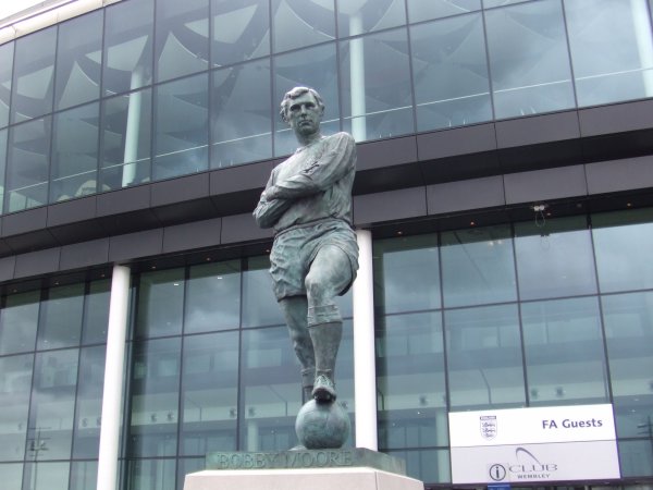 The newly unveiled Sir Bobby Moore statue