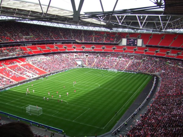 A record FA Trophy crowd of 53,262