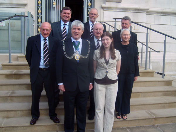 Kingstonian officials with the Mayor