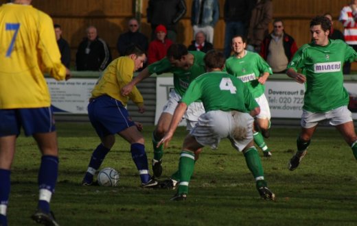 Bobby Traynor surrounded and in trouble