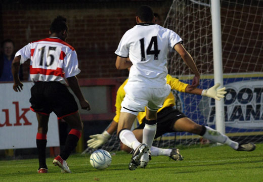 Neil Etheridge denies Phil Williams