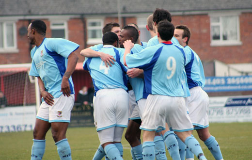 K's player celebrate the goal
