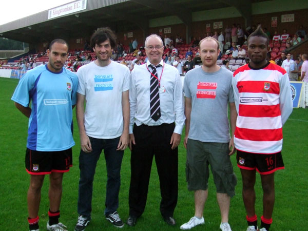 (left to right) Jon Coke, Jon Tolley (Banquet Records), Malcolm Winwright, Mike Smith (Banquet Records), Phil Williams