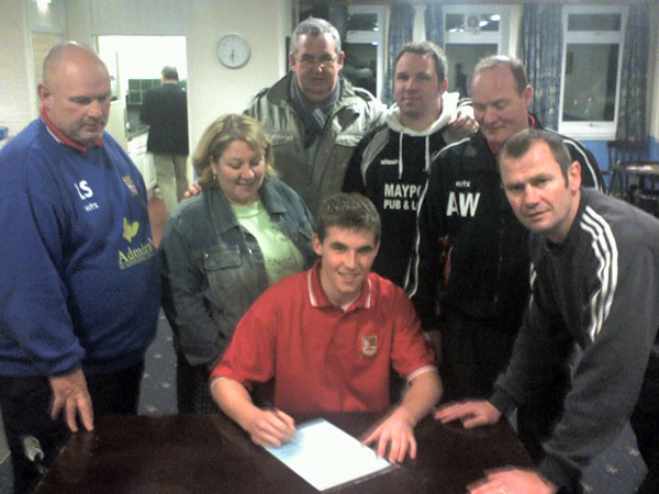 Left to right, standing: Les Smithers, Craigs mum Ann, Craigs dad Mick, Craigs brother, Adrian Withers, Alan Dowson